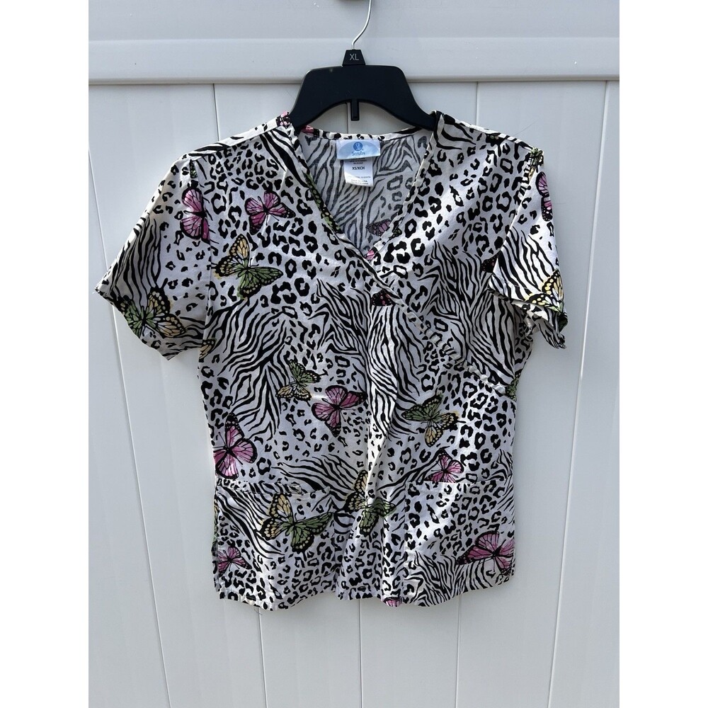 SB Scrubs Women's Sz XS Scrub Top Butterflies All Over White Black